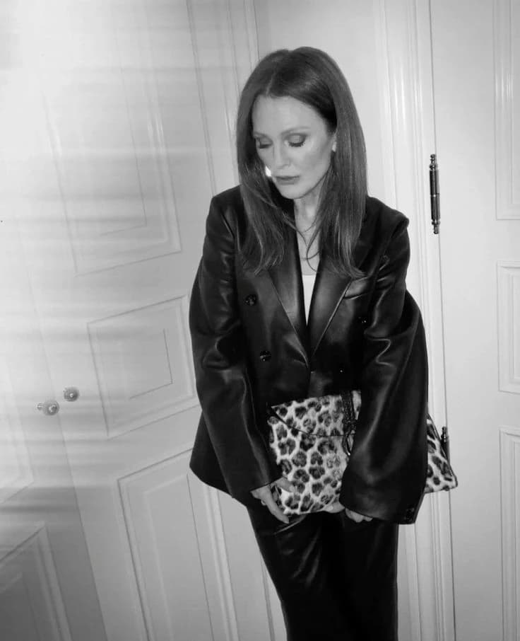 Julianne Moore thumbnail