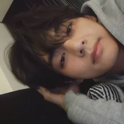 Kim taehyung thumbnail