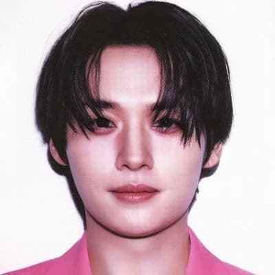 Lee Know thumbnail