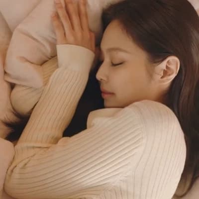 Jennie thumbnail