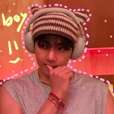 Kim Taehyung thumbnail