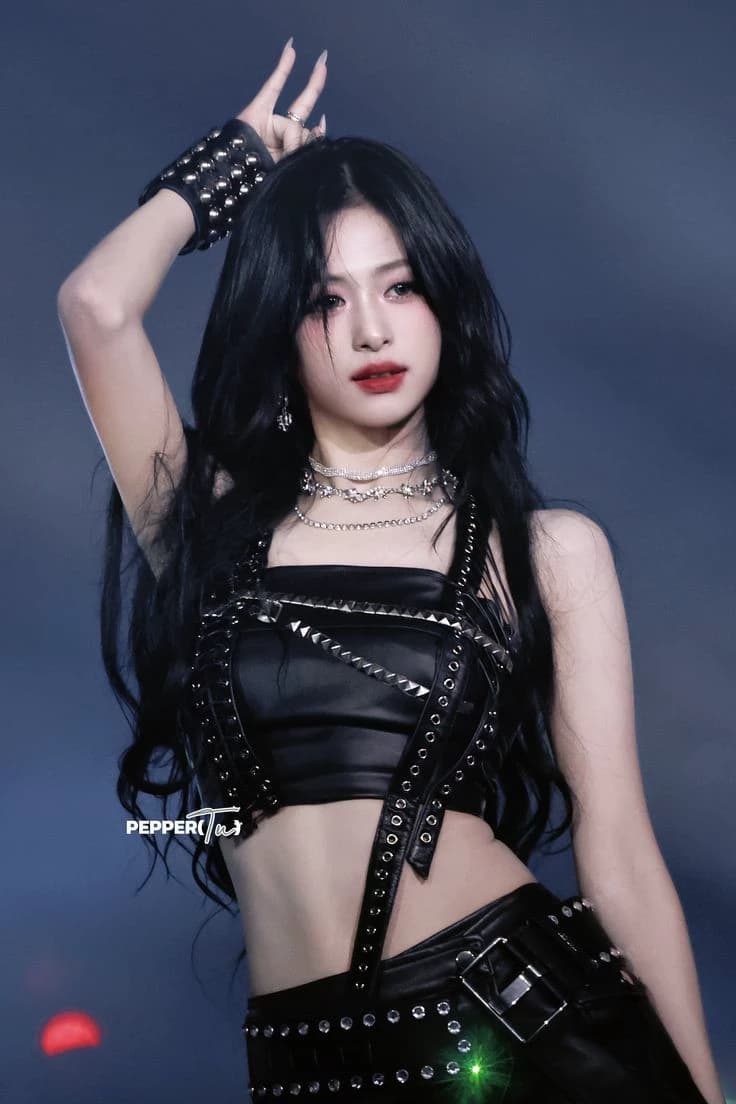 Ahyeon thumbnail