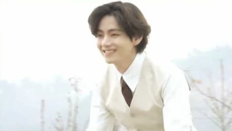 Kim Taehyung thumbnail
