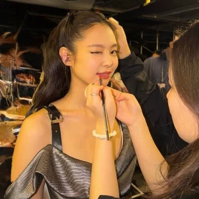 Jennie kim thumbnail