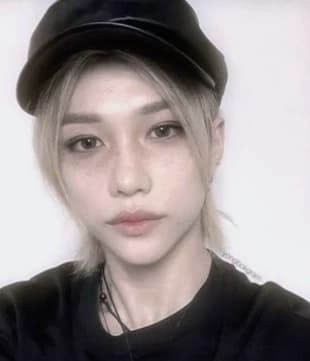 ~ Lee Félix Yongbok ~ thumbnail