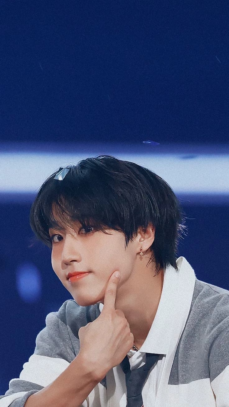 Han Jisung🐿 thumbnail