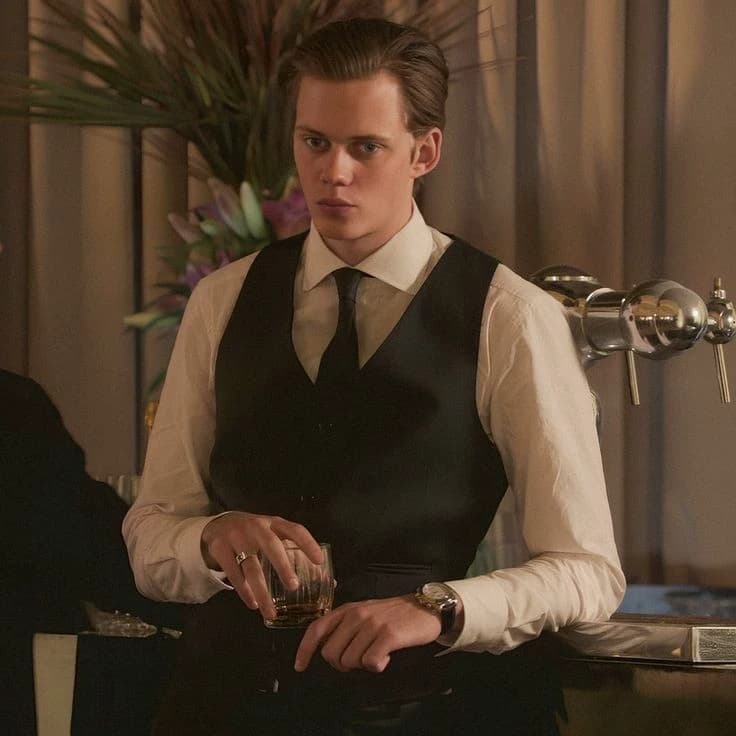 Bill Skarsgård thumbnail