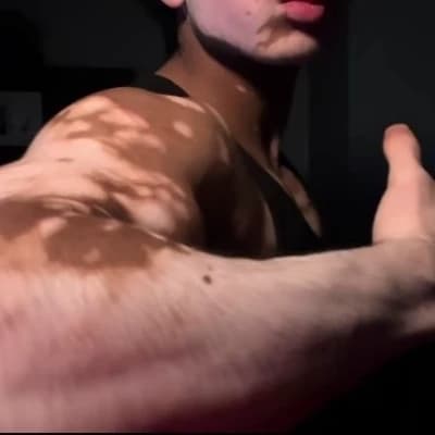 Tom thumbnail