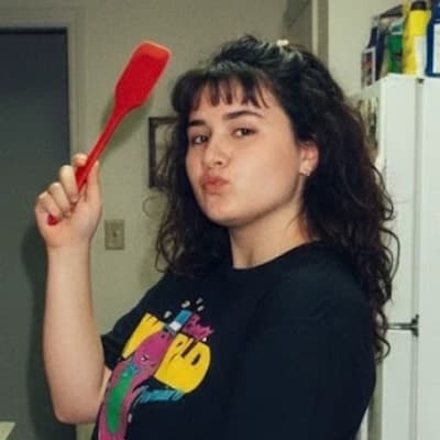 Luci (From Barney & Friends season 1) thumbnail