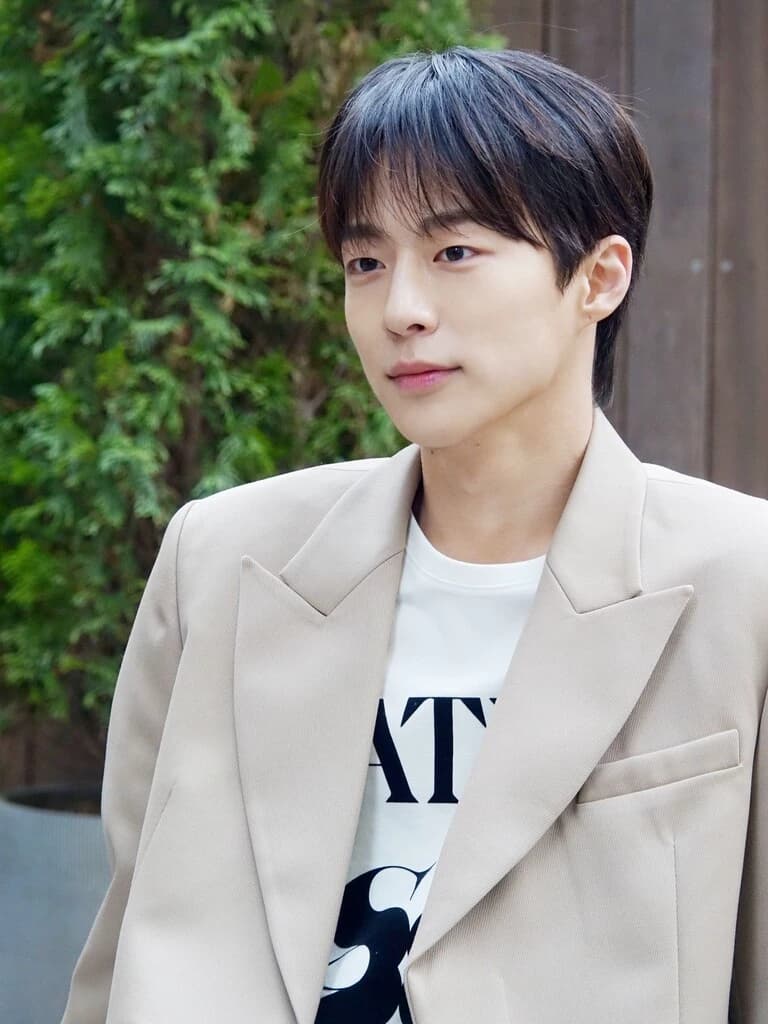 Bae In-hyuk thumbnail