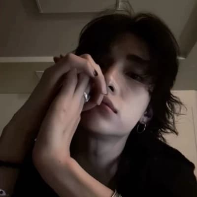 Hwang Hyunjin  thumbnail