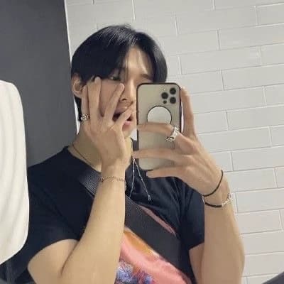 Hyunjin thumbnail