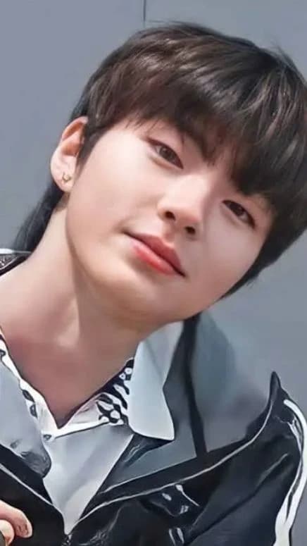 Hwang in yeop thumbnail