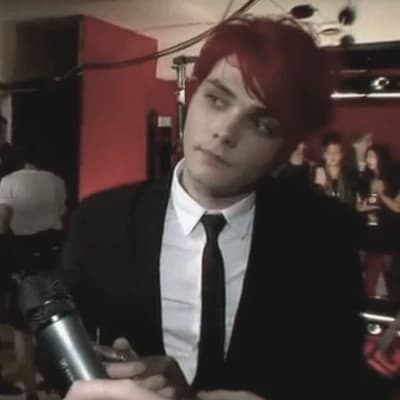 Gerard way thumbnail