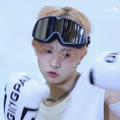Lee Heesung thumbnail