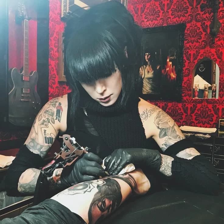 Iris Blackwood thumbnail