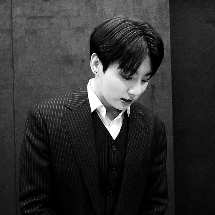 Jeon Jungkook thumbnail