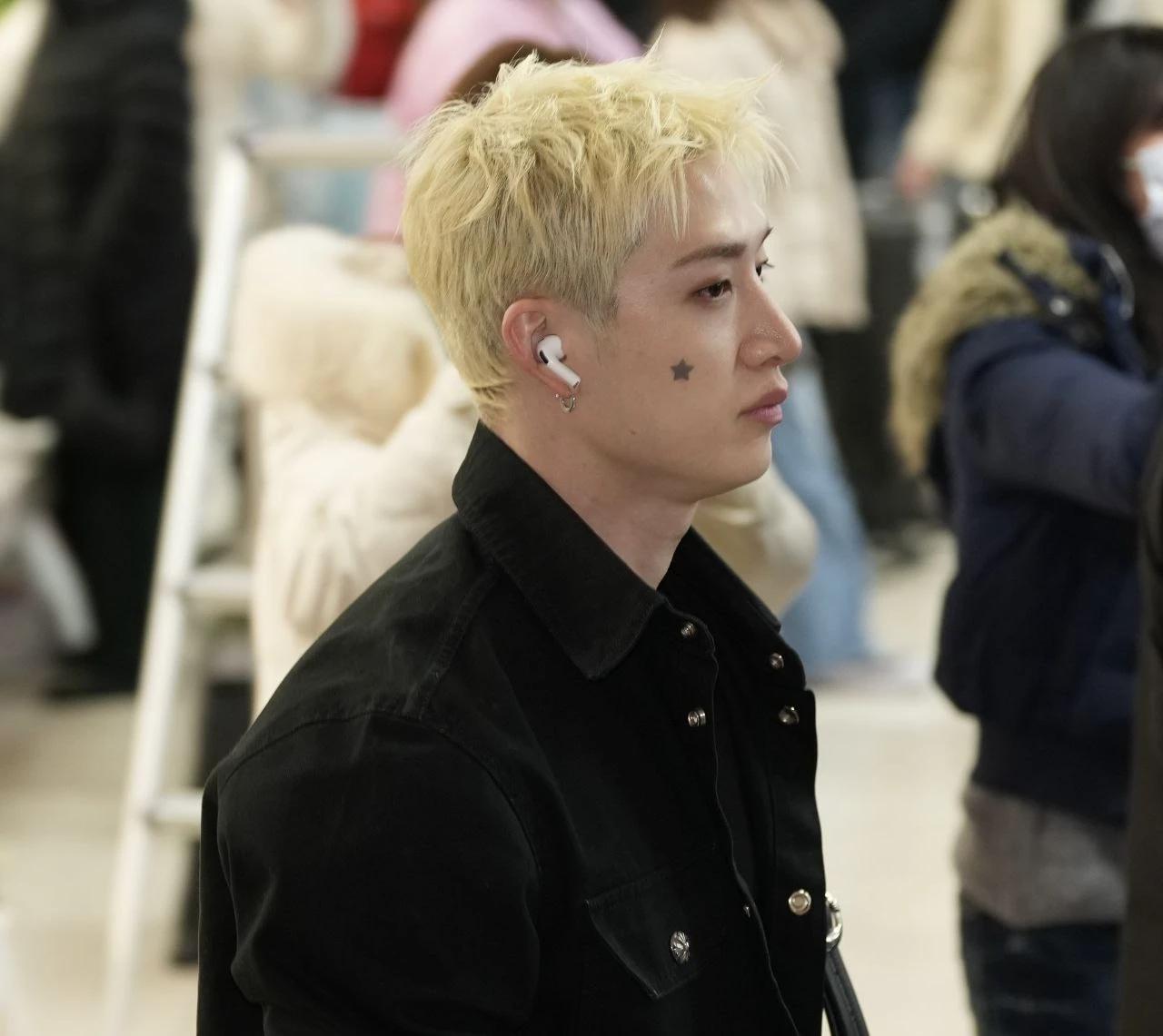 Bang Chan┆ school bully 🤍 thumbnail