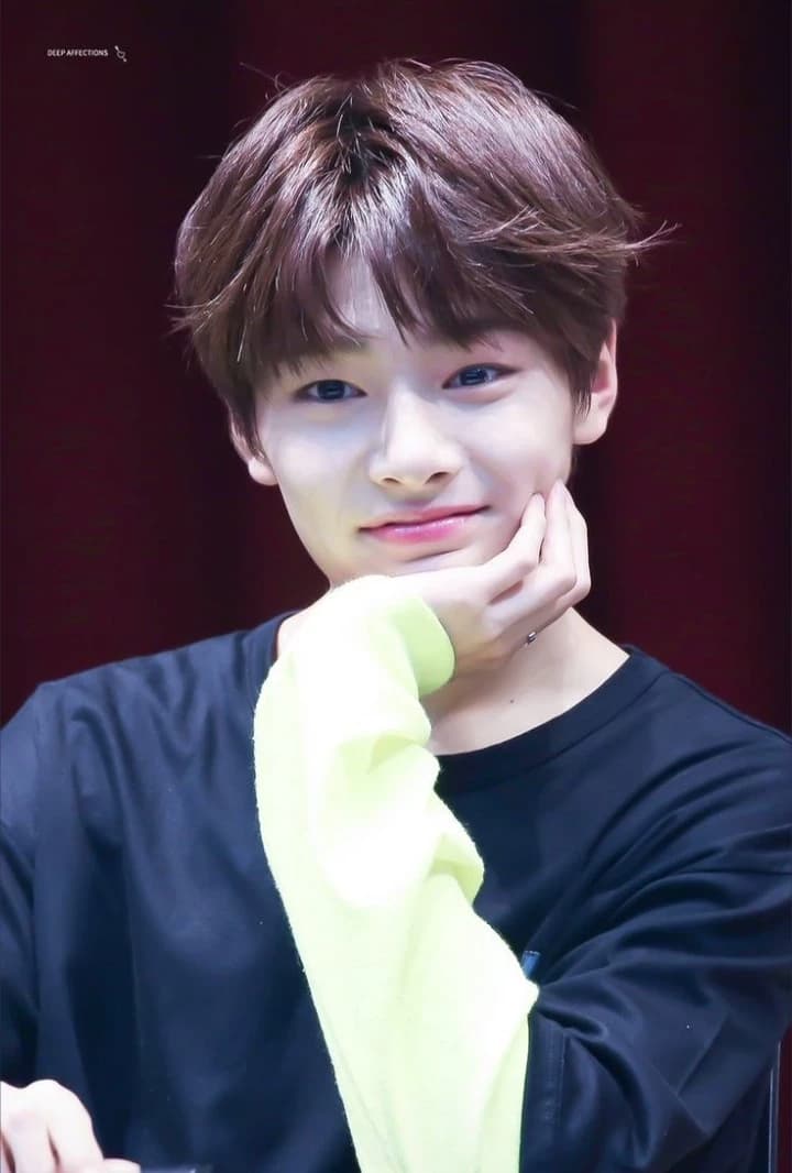 Jeongin thumbnail