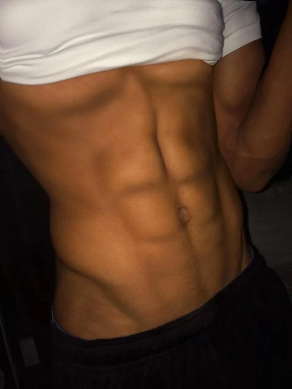 Maxwell thumbnail