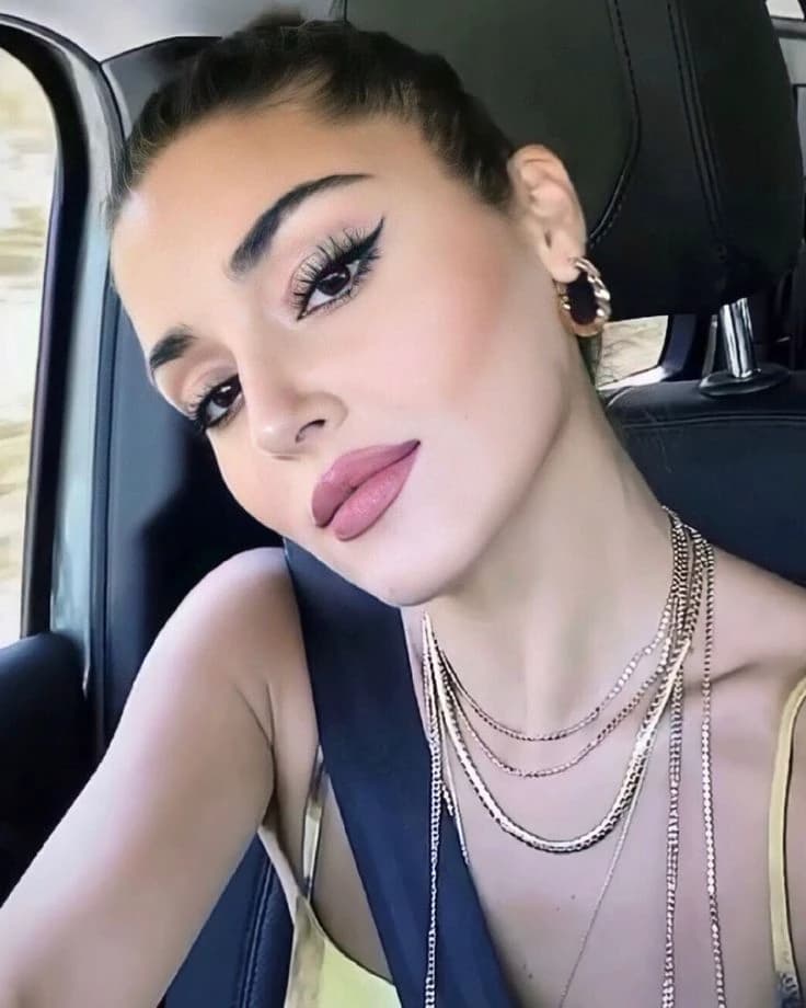 Angela thumbnail