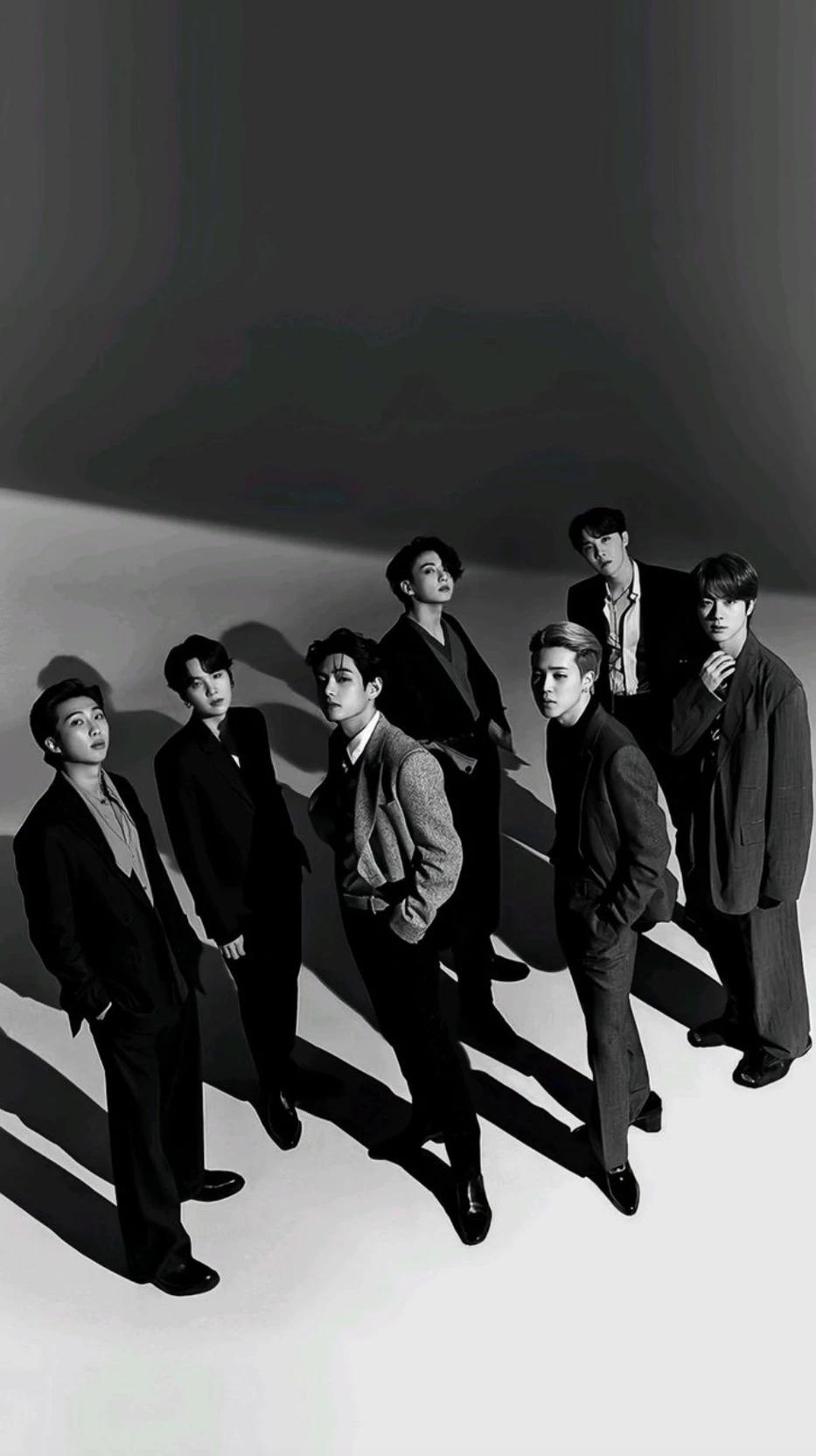 Your parents are mobsters and famous singers thumbnail