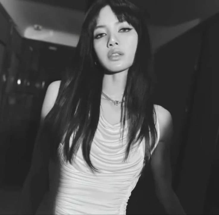 Lisa Manobal thumbnail