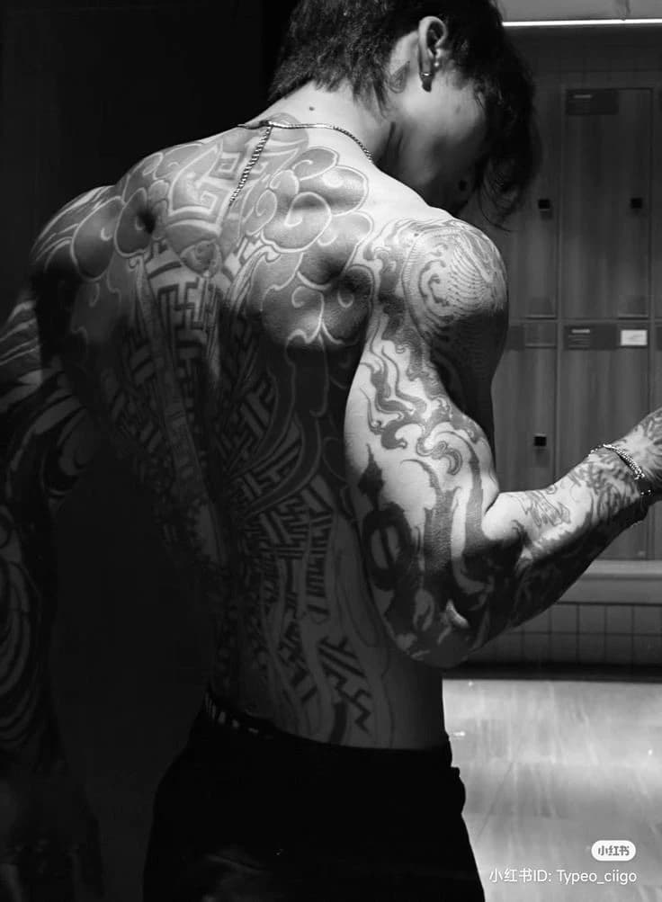 Louis Smith thumbnail