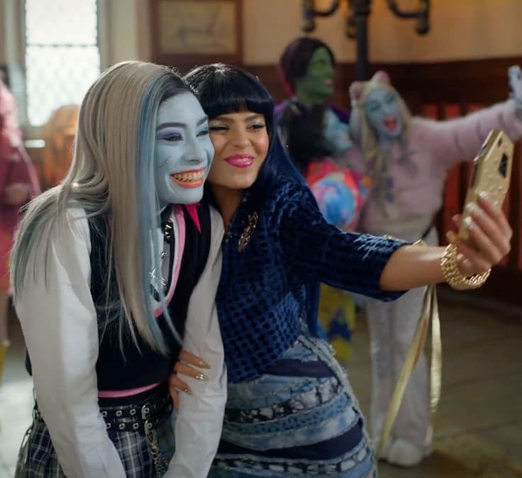 Cleo De Nile and Frankie Stein (A Proposal) thumbnail