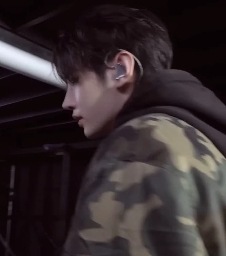 Sunghoon thumbnail