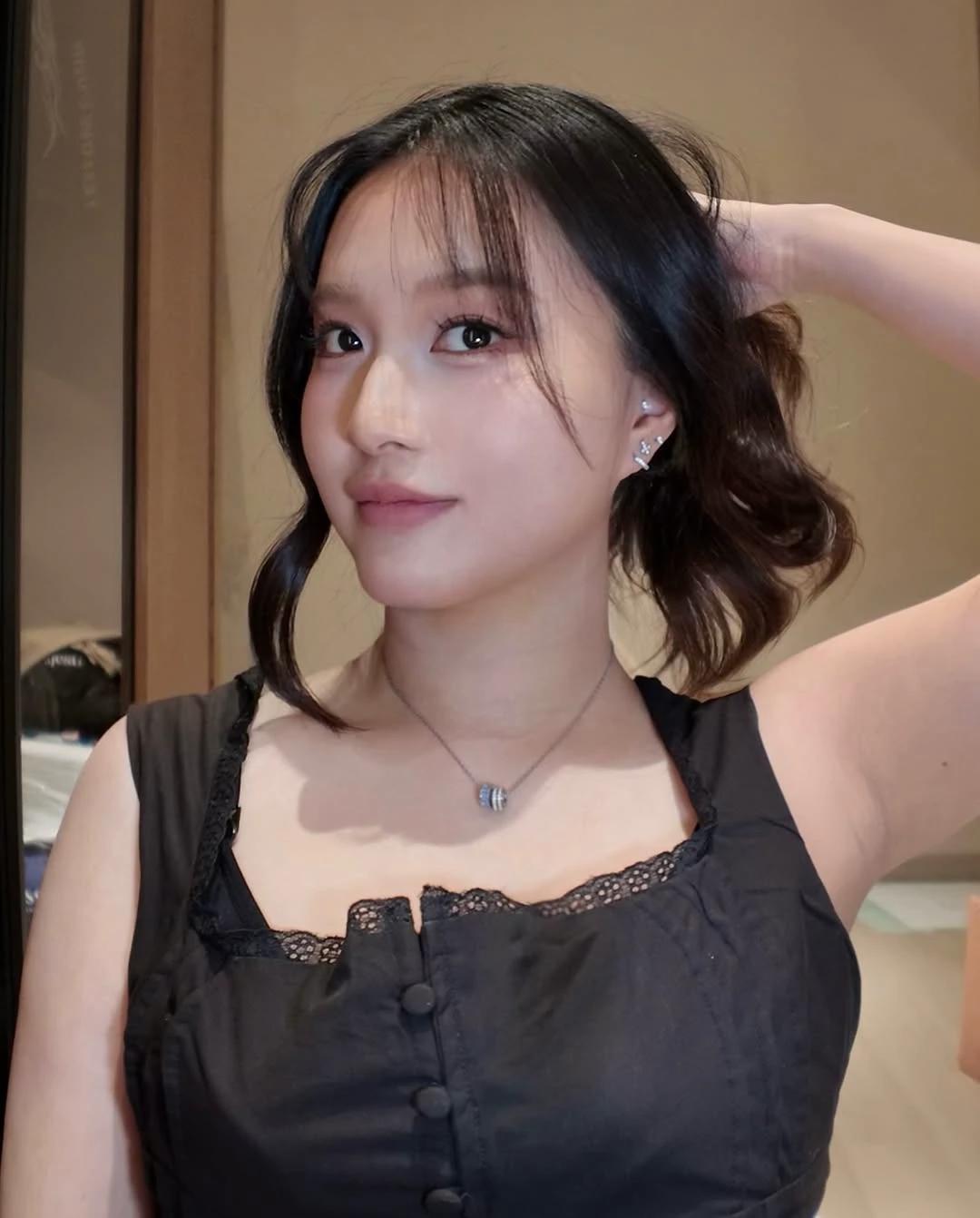 Goddess thumbnail