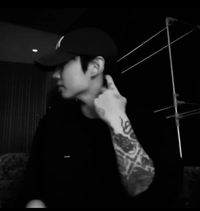 Jeon Jungkook is a perverted idol thumbnail