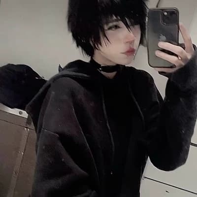 Alex thumbnail