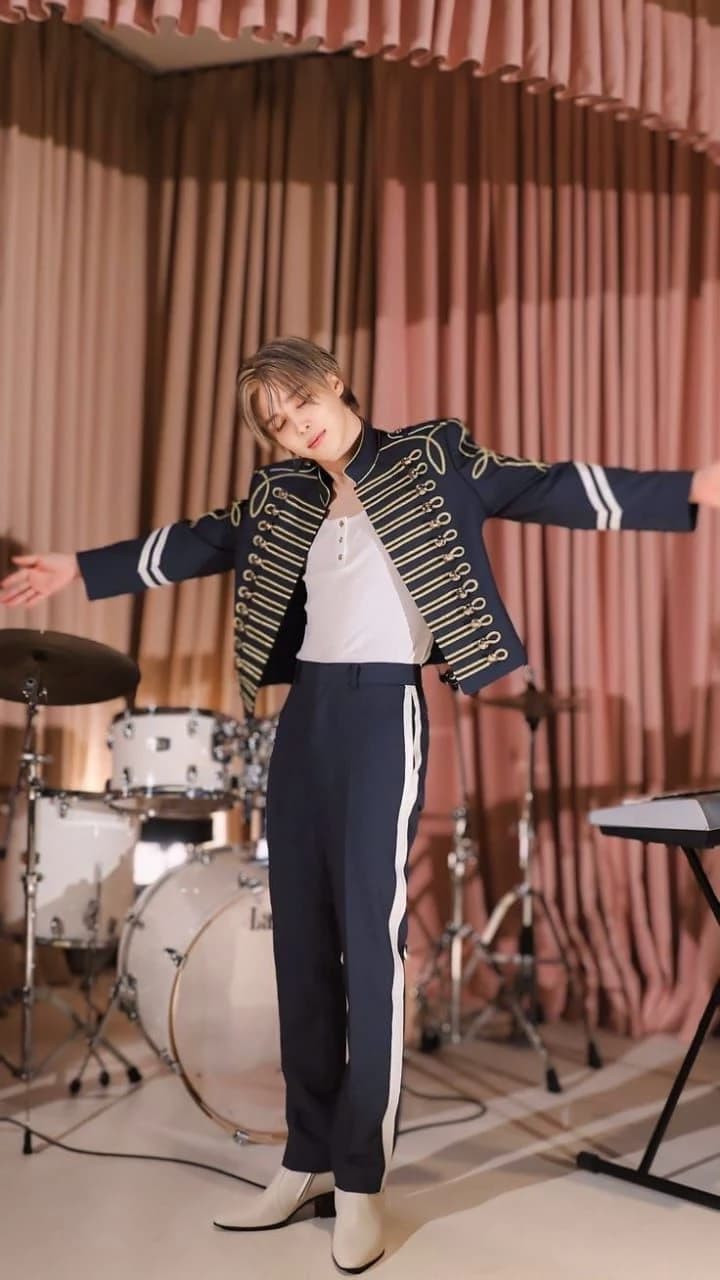 Jimin son thumbnail