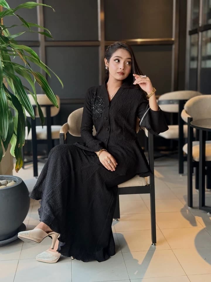 sanjida thumbnail