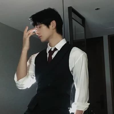 Kim Min-ji thumbnail