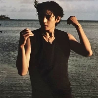Kim Taehyung thumbnail