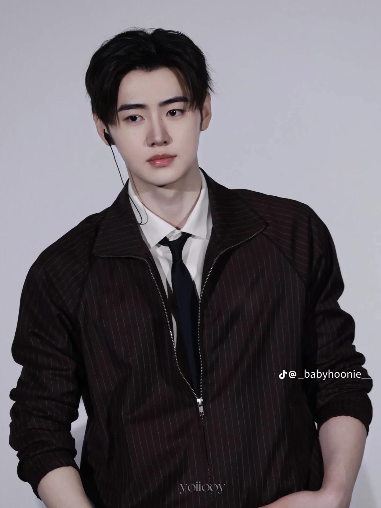 Park sunghoon  thumbnail