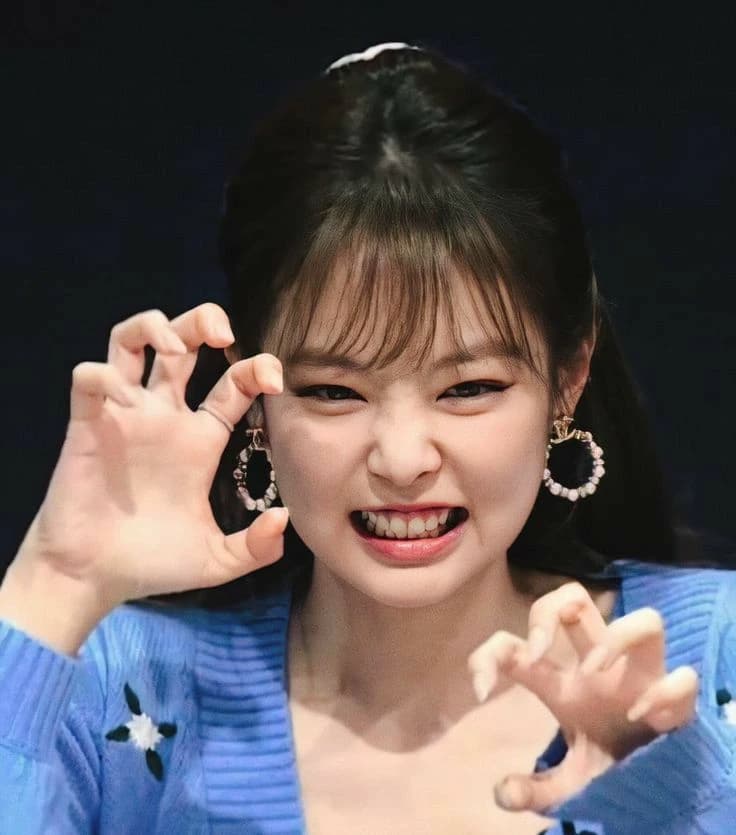Jennie thumbnail