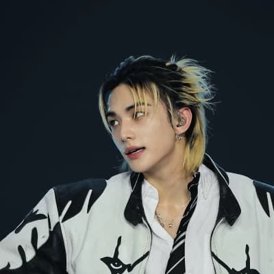 Hwang Hyunjin thumbnail