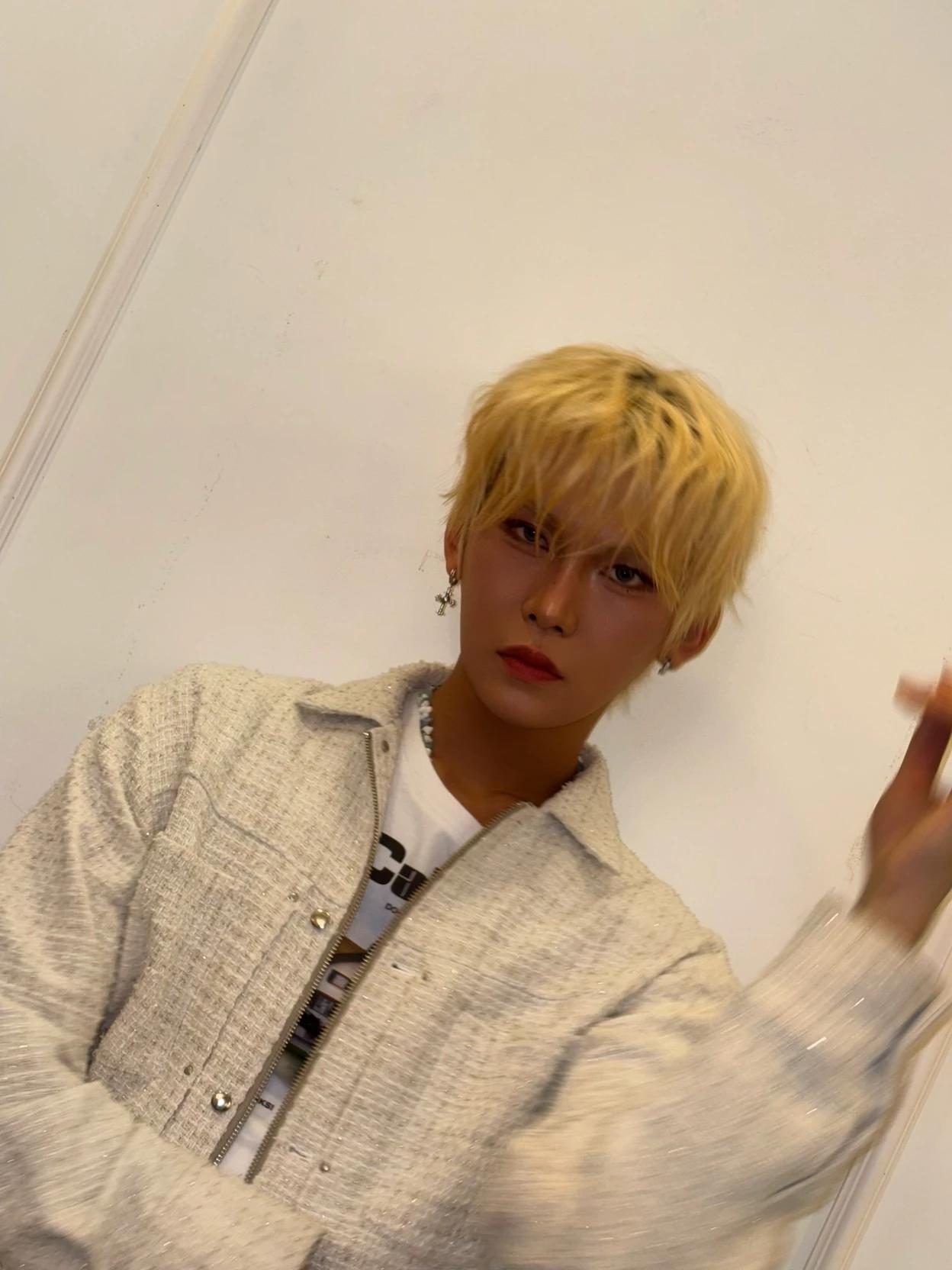 Hyun thumbnail
