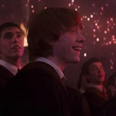 Ron Weasley- Going to the burrow thumbnail