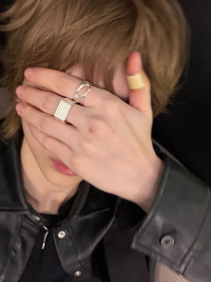 juhoon thumbnail