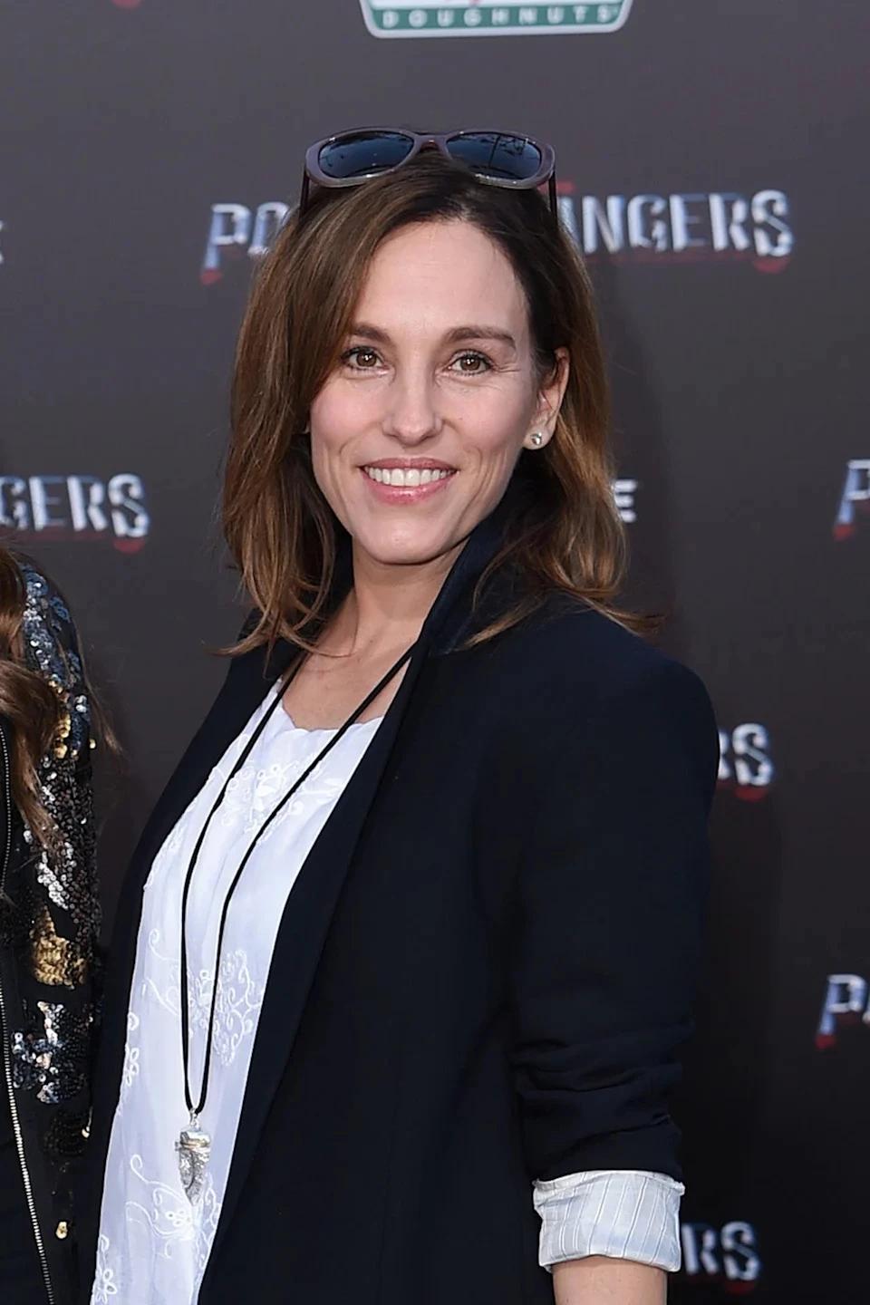 Amy Jo Johnson thumbnail