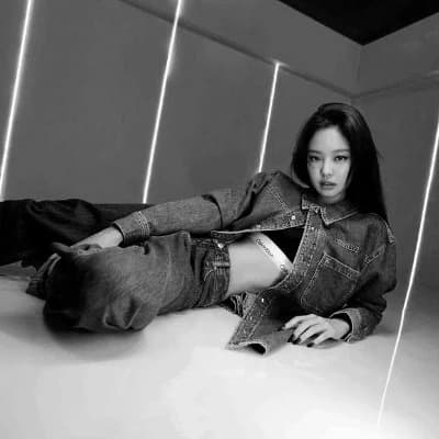 Jennie thumbnail