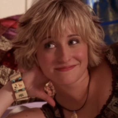 Chloe Sullivan thumbnail