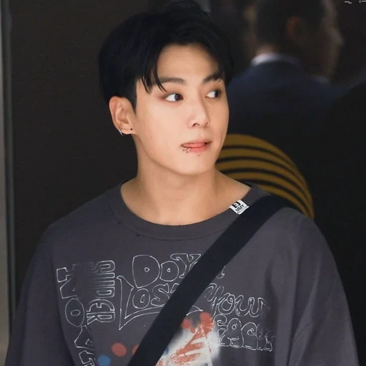 Jeon Jungkook thumbnail