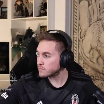 Rraane ( Mert Yılmaz) thumbnail