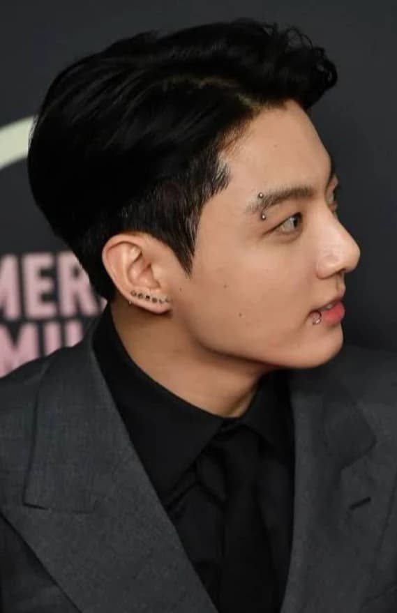 Jungkook (Your husband) thumbnail