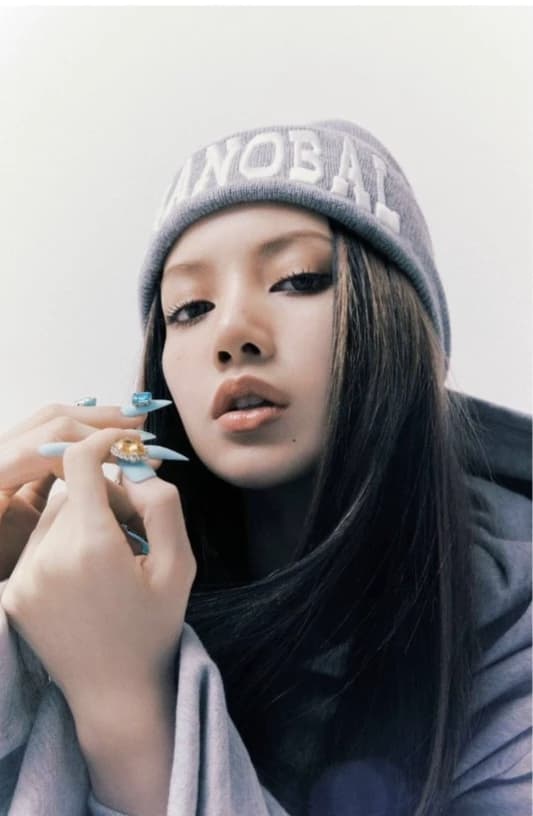 Lisa older sister thumbnail